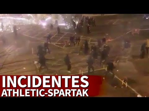 Caos en el centro de Bilbao: pelea multitudinaria irrumpe hoy